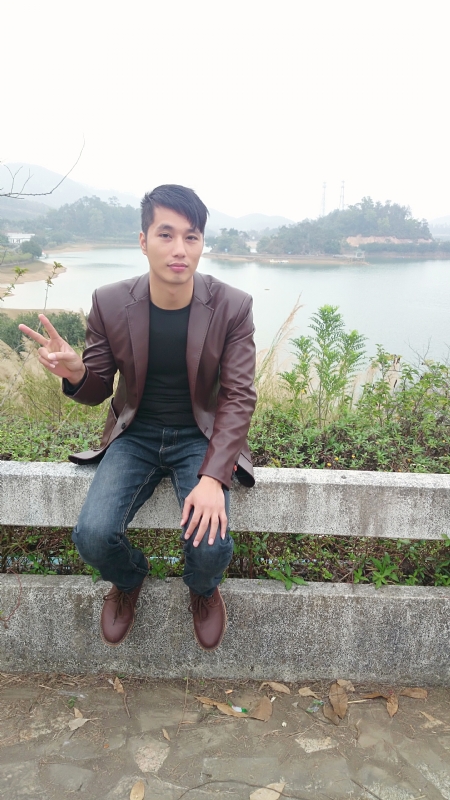 达尔的第一张照片--恩平认干亲服务网